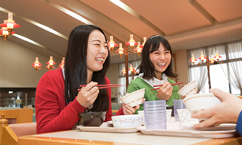 オックスフォードハウス（女子学生用） 女子寮レストラン